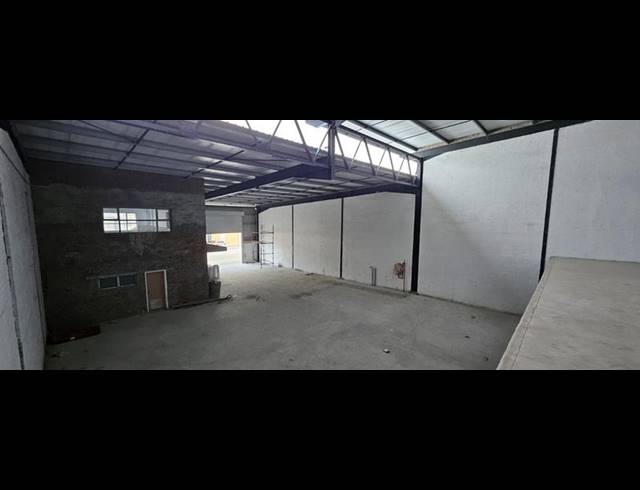 INDUSTRIAL FOR SALE IN FIRGROVE INDUSTRIAL ESTATE